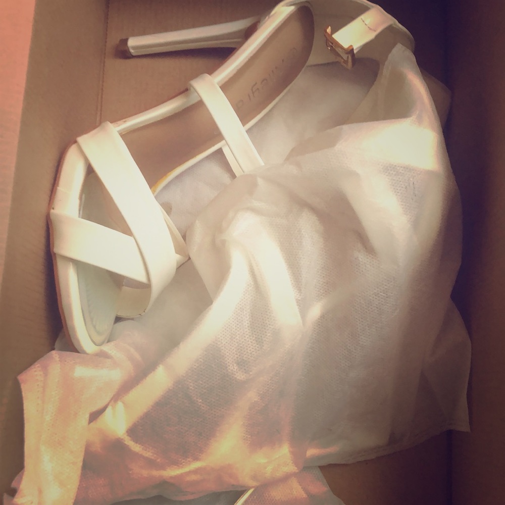 Allegra K heels